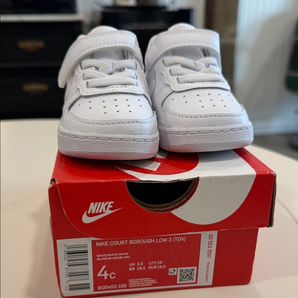 Nike Kids White Court Borough Velcro Sneakers 4c - Picture 3 of 8